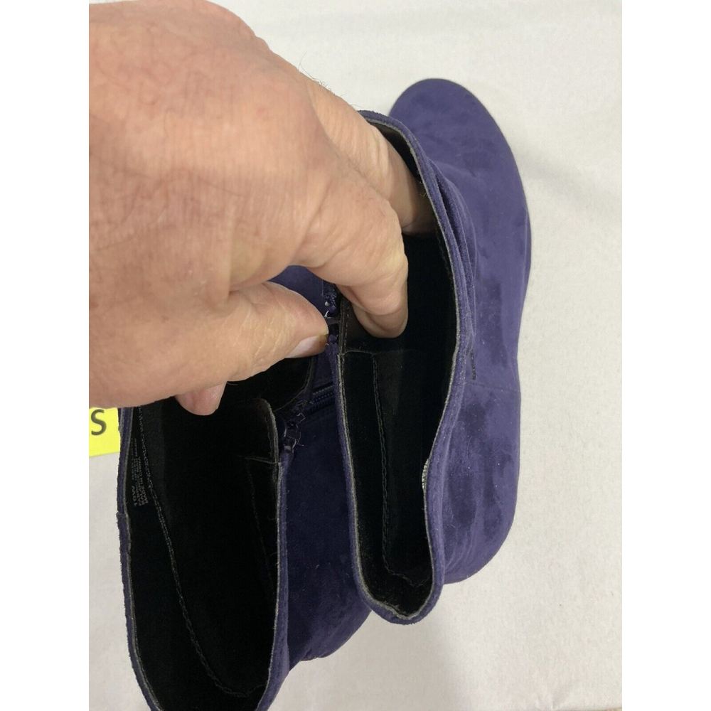 Womans Aerosoles Red Light Size 10 W Purple Zip Kitten Heel Ankle Boots NWOT - Picture 6 of 10